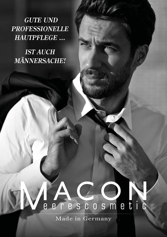 Mann trägt Macon Pflegelotion auf seine Haut auf und genießt die luxuriöse Pflege.